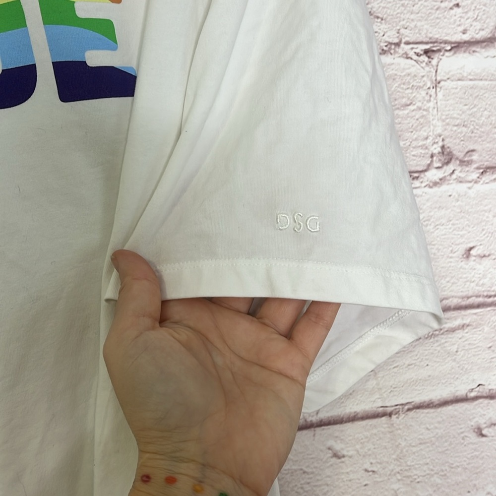 DSG Play with Pride Rainbow LGBTQIA Short Sleeve Tee XL - Picture 6 of 7